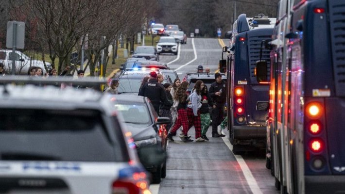 Cine este autoarea atacului armat la o școală din SUA