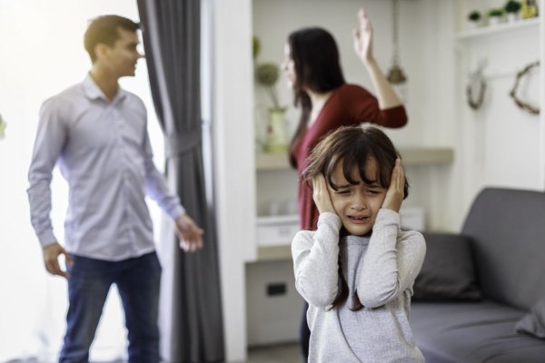 Ce efecte negative au asupra copiilor certurile dintre părinți