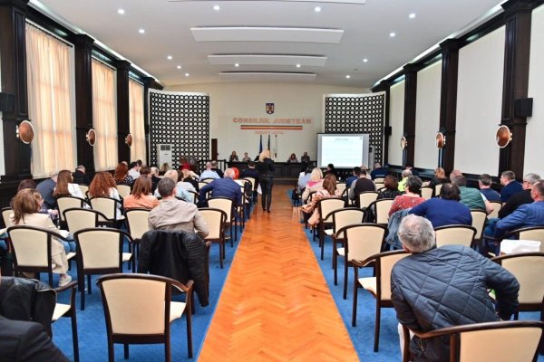 Consilierii locali municipali din Constanța au aprobat contractarea unui împrumut de 50 de mil. de lei. Vezi pentru ce!