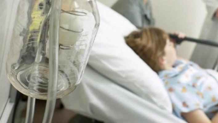 Alertă de meningită! Mai multe unități școlare au fost închise. Vezi care sunt simptomele bacteriene și virale 