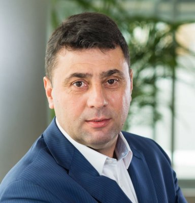 Firma care aprinde lumina la Aeroportul Mihail Kogălniceanu, acuzată de ANRE de manipularea pieței de energie 