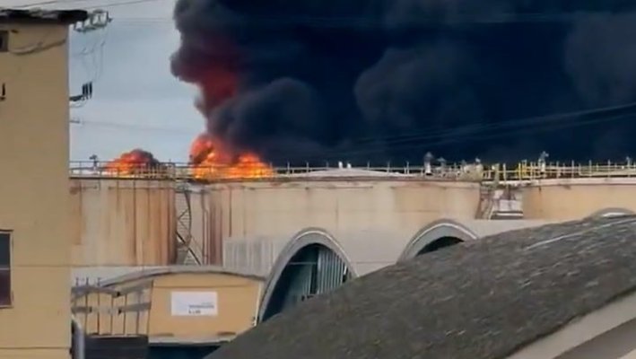 Explozie în fața unei secții de poliție din Berlin. Doi oameni ai legii au fost răniţi. Unul dintre ei e în stare gravă