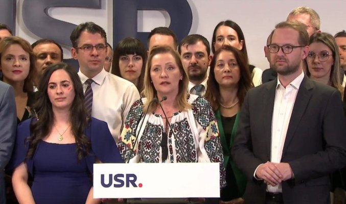 Elena Lasconi: Condamn cu tărie ceea ce s-a întâmplat azi. Decizia CCR e ilegală