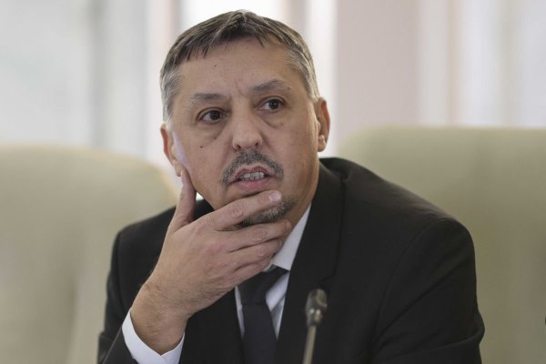 Ministrul Educaţiei a semnat ordinul privind „butonul roşu“ din şcoli. Ce presupune acesta