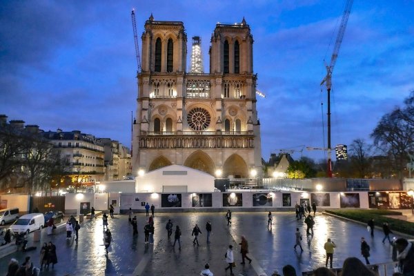 Catedrala Notre-Dame s-a redeschis: Cinci ani de la incendiul care a marcat Parisul