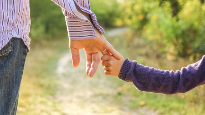Părinții cu doi sau mai mulți copii, exceptați de la supraimpozitarea part-time