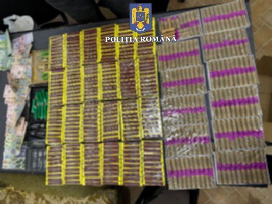 Polițiștii din Cernavodă, în control la comercianții de petarde