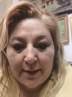 Diana Șoșoacă, scandal după ce s-a trezit cu polițiștii la ușă! Vezi de ce! Video