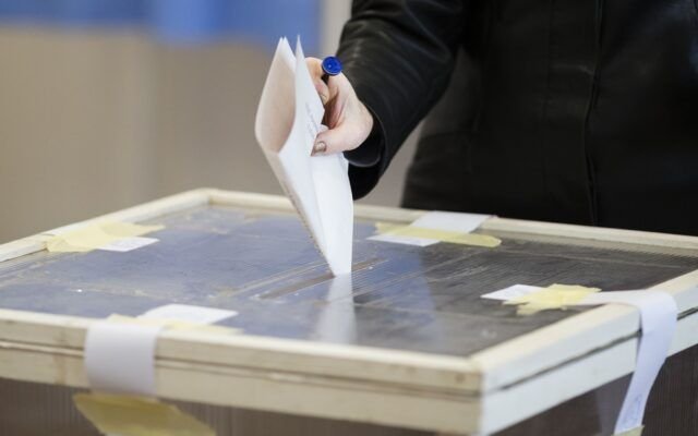 Sâmbătă, 7 decembrie, ora 07:00, se încheie campania electorală pentru cel de-al doilea tur, la prezidențiale
