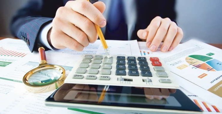 „Taxa pe stâlp” va fi amânată până când se vor emite normele și ministrul Finanțelor va discuta cu marile companii