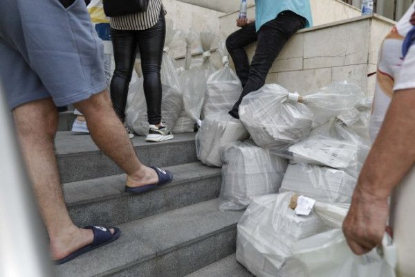 Bombă! Au dispărut patru saci cu voturi de la alegeri