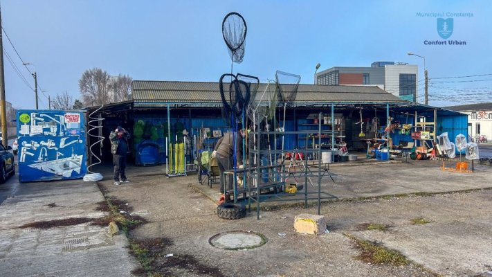 Bazarul „La ruși” de pe strada Eliberării va fi demolat luni