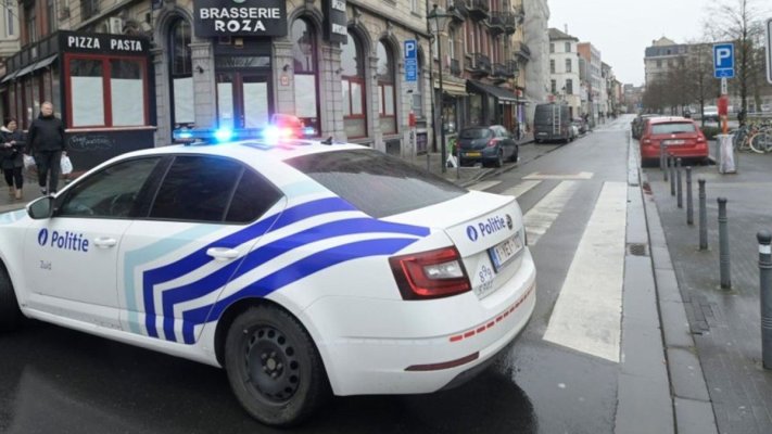 Un adolescent adept al extremei drepte, suspectat de plănuirea unui atentat terorist la o moschee