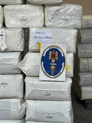 Bunuri de aproximativ 1 milion de lei reținute de inspectorii vamali
