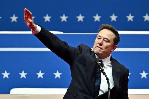 Elon Musk amenință că își retrage oferta de 97,4 miliarde de dolari pentru OpenAI