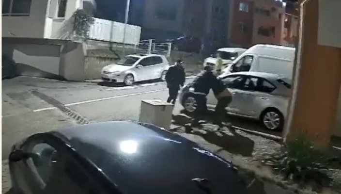 Liderul galeriei U Cluj, atacat în stradă cu un cuțit, în prezența unui fost patron din Superliga