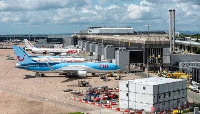 Atenţionare de călătorie: Perturbări în derularea curselor aeriene, pe aeroporturile Manchester şi Liverpool din Marea Britanie