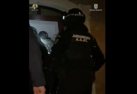 Cu cât se mai vând drogurile cristal la Constanța. Video