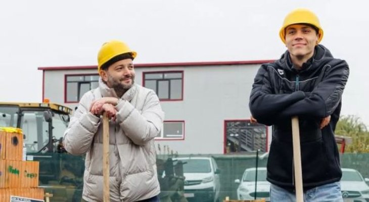 Mihai Morar sare în apărarea lui David Popovici, care a fost criticat că și-a luat Porsche de 170.000 de euro