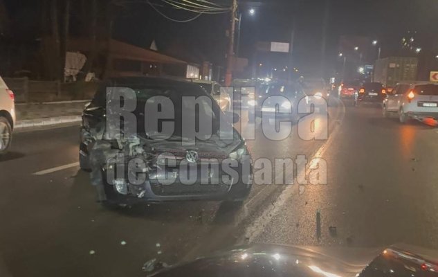 Coliziune între un autoturism și un TIR, la Agigea, pe sensul de mers spre Eforie. Video