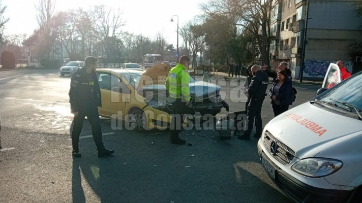 Accident rutier cu două victime, în fața Spitalului de Boli Infecțioase Constanța! Video