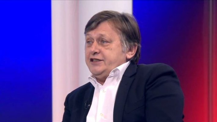 Sondajul care îl transformă pe Crin Antonescu în “Noul Cîrstoiu”