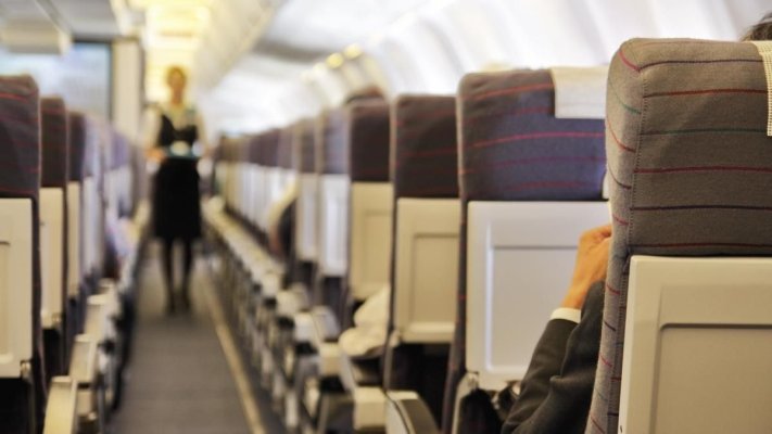 Avioane infestate cu ploșnițe. Mai mulți pasageri spun că au urme de mușcături