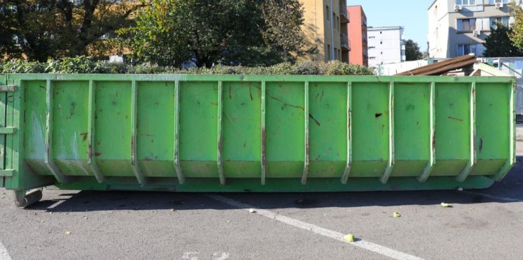  Atenție la deșeurile voluminoase! Nu le aruncați oriunde și oricum, depozitați-le gratuit în containerele speciale!  