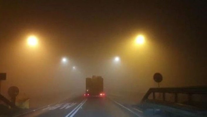 Atenție, șoferi! Se circulă în condiții de ceață, pe drumurile din Constanța