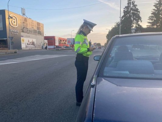 Capcanele majorării salariului minim. Şoferii scot din portofel 700 de lei pentru banala centură de siguranţă
