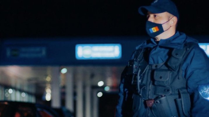 O jucărie cu explozibil a fost găsită într-un colet, pe aeroportul internaţional din Chişinău