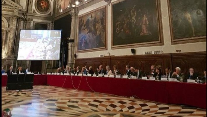 I-auzi! Nu este de competența Comisiei de la Veneția să analizeze faptele care au dus la anularea alegerilor din România