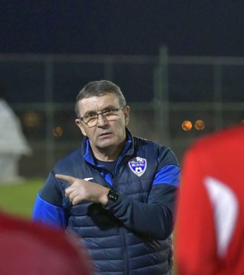 FC Buzău, schimbări radicale: 9 jucători OUT! Antrenorul amenință: „Lista e deschisă”