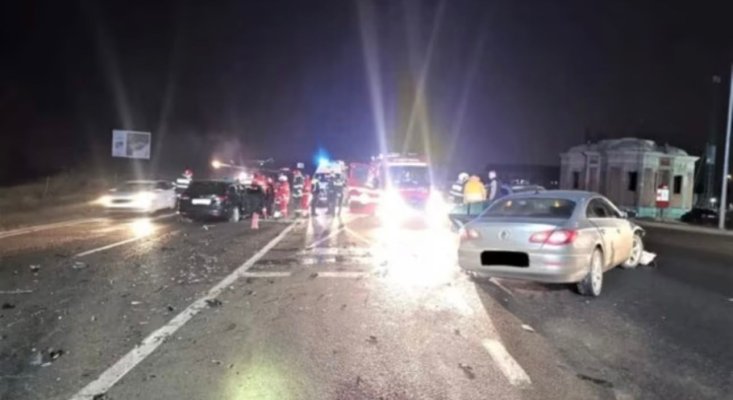 O şoferiţă a băgat în spital şapte persoane după un grav accident rutier