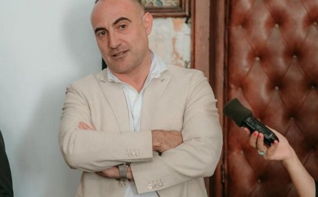 Ce mai învârte proprietarul Vilei Șuțu din Peninsulă!