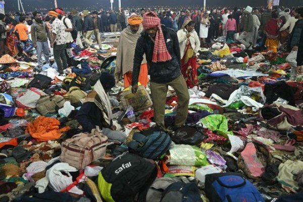 Cel puțin 15 morți într-o busculadă la cea mai mare festival religios din lume, în India. Video