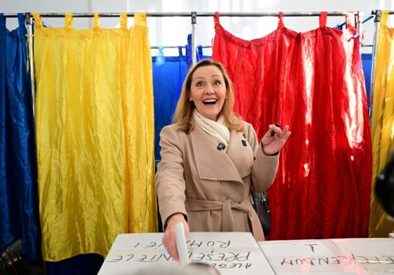 Elena Lasconi își pregătește retragerea din cursa prezidențială 