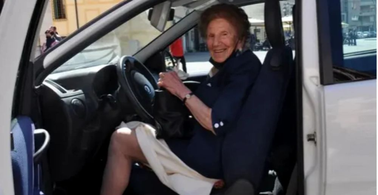 Dacă ai peste 70 de ani, permisul mai e valabil 5 ani!