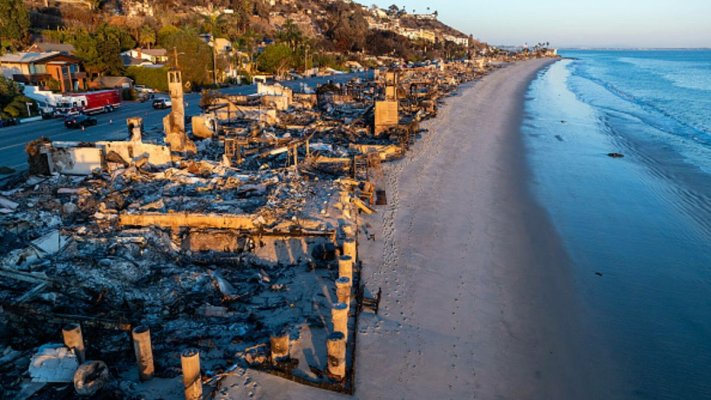 După incendii, un apartament cu 3 dormitoare în Los Angeles se închiriază cu 20.000 de dolari pe lună. Au fost date 25 în câteva ore