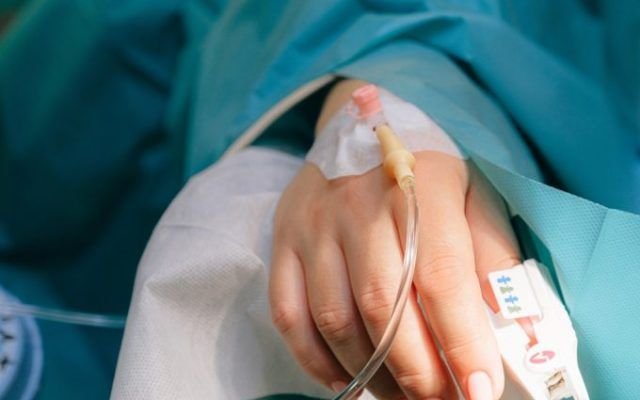 Caz revoltător în Spitalul Ploiești. O pacientă a fost jefuită de colega de salon în timp ce era în sala de operație