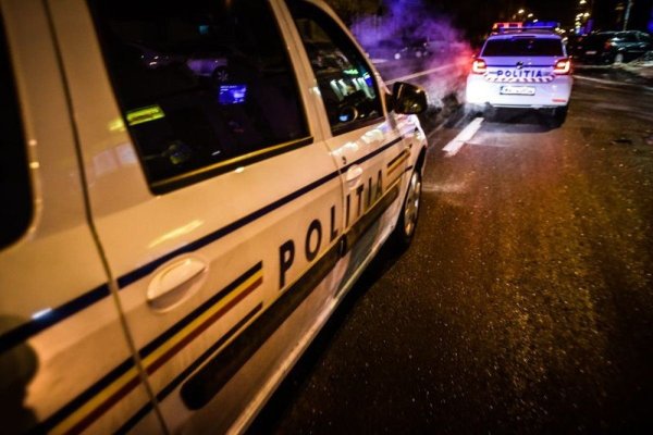 O autospecială de poliție a încălcat marcajul longitudinal continuu, pe DN 2A. Au fost demarate verificări 