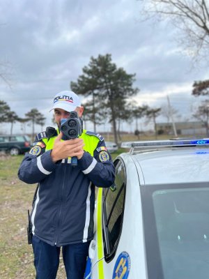 Val de acțiuni aplicate, în trafic, de polițiștii rutieri din Constanța