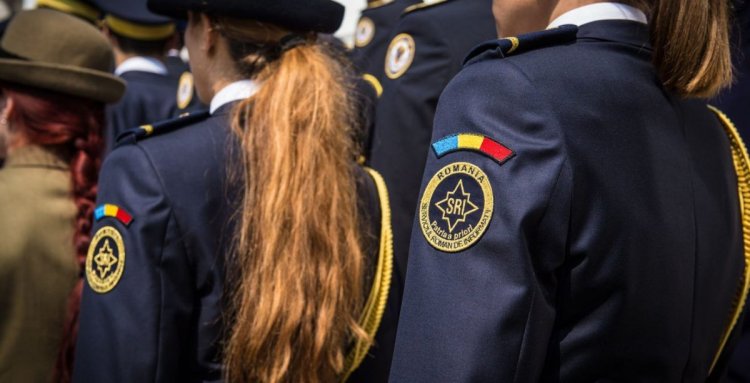  O angajată SRI a delapidat aproape 1 milion de lei pentru un fals iubit de pe Instagram