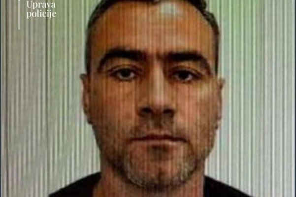Mai multe persoane au fost ucise cu focuri de armă trase într-un restaurant din Muntenegru: cel puțin 10 morți