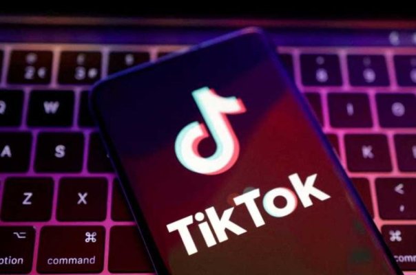 Aplicația TikTok a fost reintrodusă în magazinele de aplicații americane ale Apple și Google