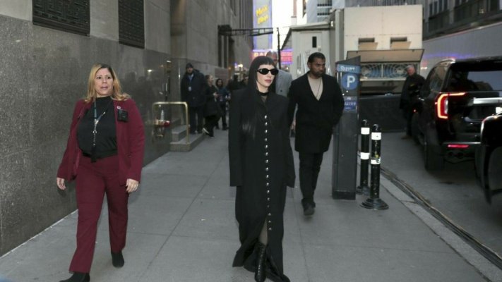 Lady Gaga, apariție spectaculoasă pe străzile din New York de Ziua Îndrăgostiților