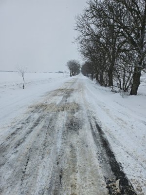 Circulație în condiții de iarnă pe drumurile județene