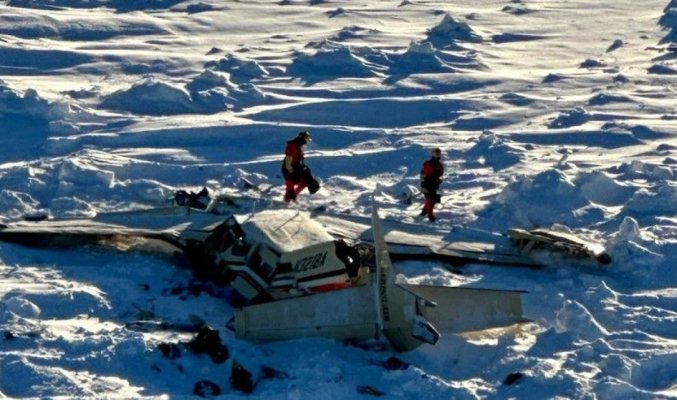 Epava avionului dispărut în Alaska a fost găsită. Pasagerii nu au supraviețuit