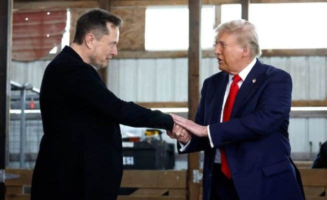 Trump şi Elon Musk au încheiat amiabil disputa judiciară, după ce contul de X al președintelui SUA a fost suspendat