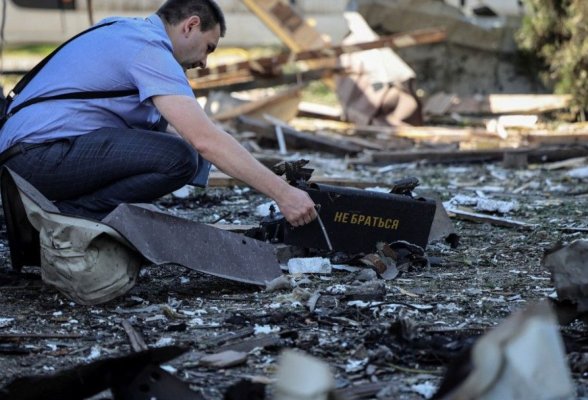 Înghețarea fondurilor SUA amenință unele anchete asupra crimelor de război ale Rusiei în Ucraina